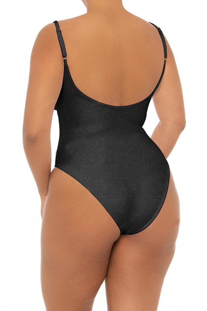 Plus Size Scoop Round Back Full Coverage One Piece Swimsuit *